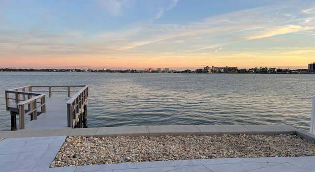 Photo of 11005 8th St E, Treasure Island, FL 33706