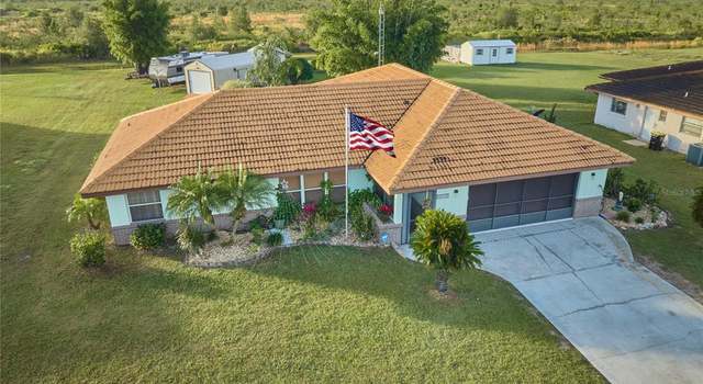 Photo of 2141 Poinciana Dr, Lake Wales, FL 33898