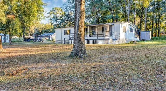 Photo of 19924 Magnolia Rd, Altoona, FL 32702