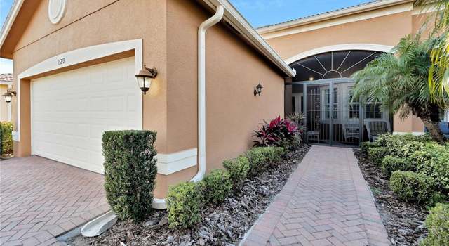 Photo of 15713 Aurora Lake Cir, Wimauma, FL 33598