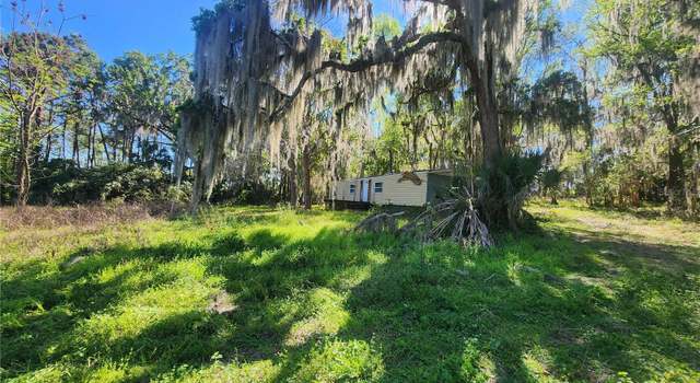 Photo of 19040 NW 60th Ave, Reddick, FL 32686