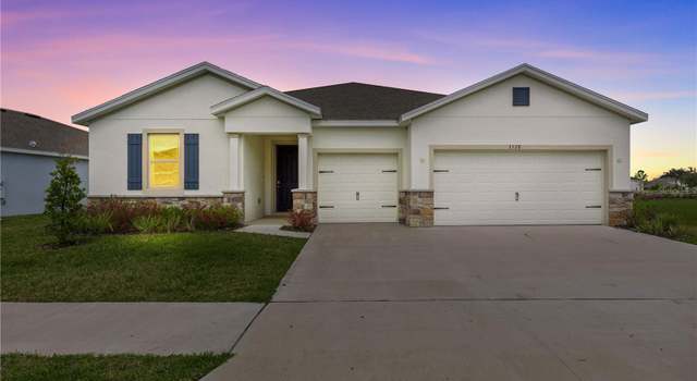 Photo of 3528 Golden Wheat Ln, Plant City, FL 33565