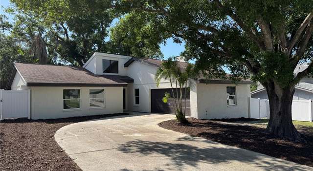 Photo of 3924 Orchard Hill Cir, Palm Harbor, FL 34684