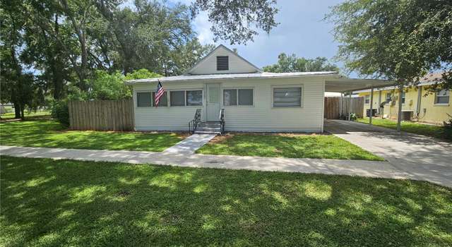 Photo of 5505 8th St, Zephyrhills, FL 33542