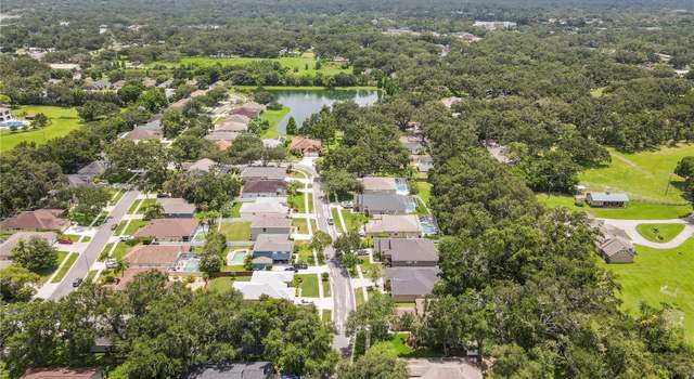 Photo of 2910 Red Coat Cir, Brandon, FL 33511
