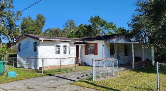 Photo of 966 Clover St, Deland, FL 32720
