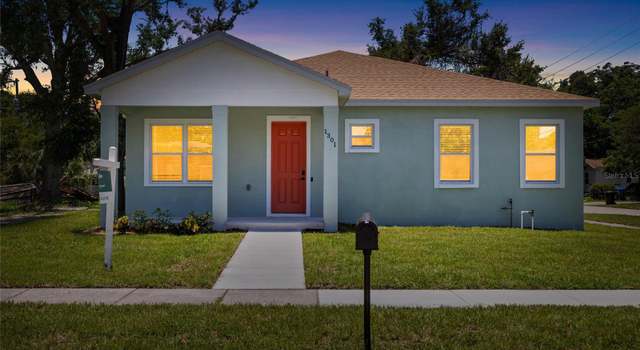 Photo of 1301 12th St S, Saint Petersburg, FL 33705