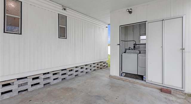 Photo of 511 Lazy Lake Dr W, Lakeland, FL 33801