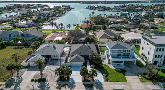 Photo of 2801 Gulf Blvd, Belleair Beach, FL 33786