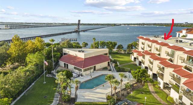 Photo of 204 3rd St W #406, Bradenton, FL 34205