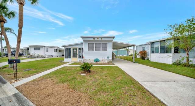 Photo of 122 E Saint Johns Way, Apollo Beach, FL 33572
