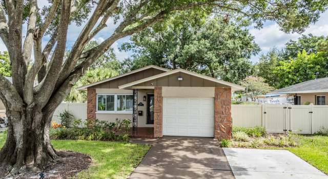 Photo of 205 SE Monroe Cir N, St Petersburg, FL 33703