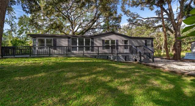 Photo of 411 Racoon Trl, Geneva, FL 32732