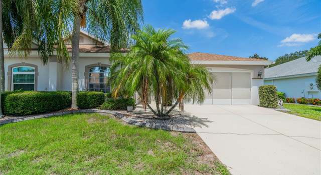 Photo of 912 Oxford Park Dr, Sun City Center, FL 33573
