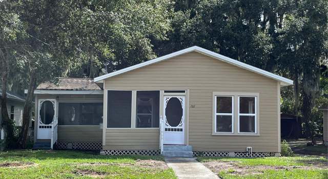 Photo of 722 Mckenzie St, Leesburg, FL 34748