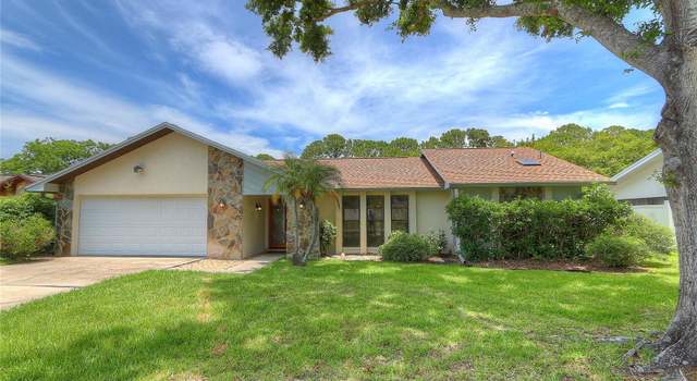 Photo of 313 Oak Crest Dr, Safety Harbor, FL 34695