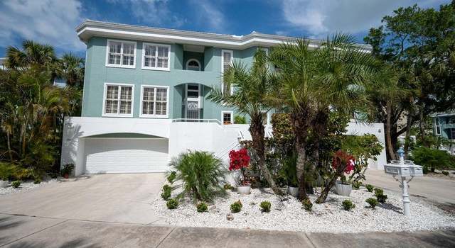 Photo of 3927 Somerset Dr, Sarasota, FL 34242