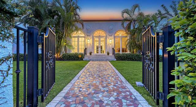 Photo of 1682 Hawthorne St, Sarasota, FL 34239