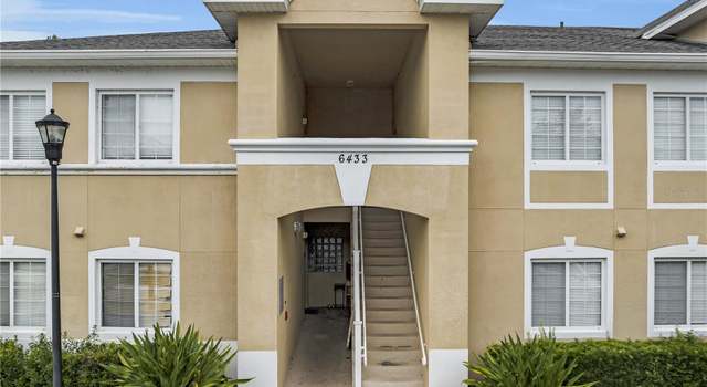 Photo of 6433 Cypressdale Dr #102, Riverview, FL 33578