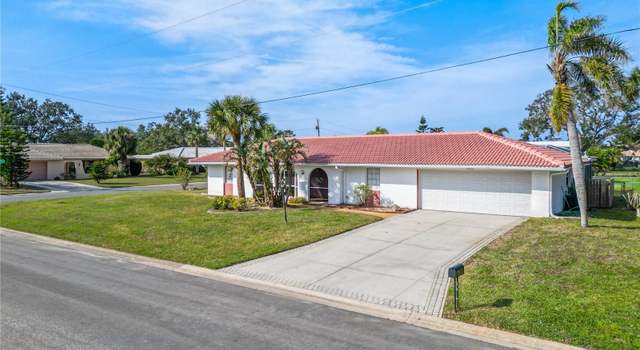 Photo of 441 Rubens Dr E, Nokomis, FL 34275