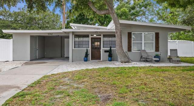 Photo of 1242 74th St N, St Petersburg, FL 33710