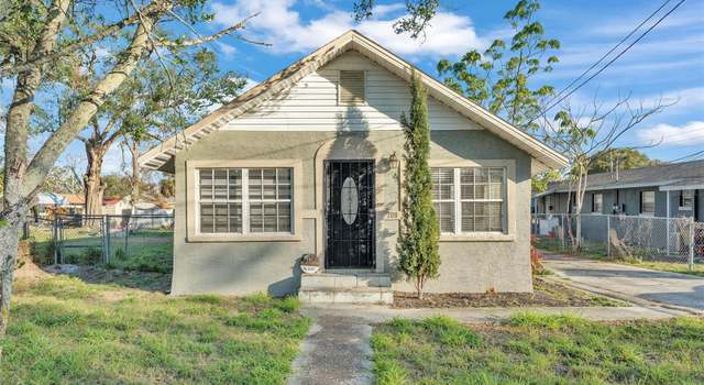Photo of 208 W Bullard Ave, Lake Wales, FL 33853