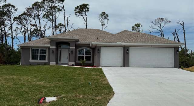 Photo of 49 Tee View Rd, Rotonda West, FL 33947