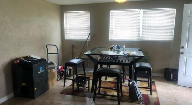 Photo of 718 S Stone St, Deland, FL 32720