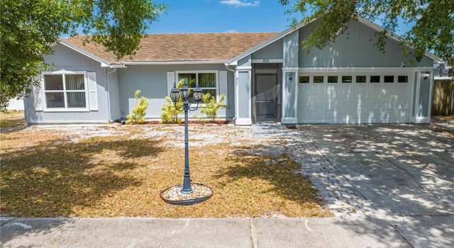 Photo of 329 Drake Elm Dr, Kissimmee, FL 34743