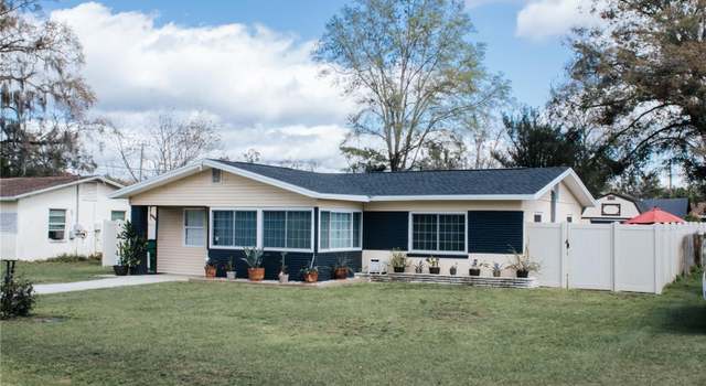 Photo of 4934 9th St, Zephyrhills, FL 33542