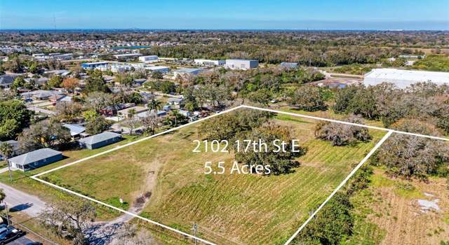 Photo of 2102 17th St E, Palmetto, FL 34221