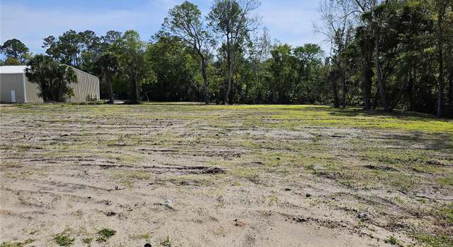 Photo of 305 N Bay St, Bunnell, FL 32110
