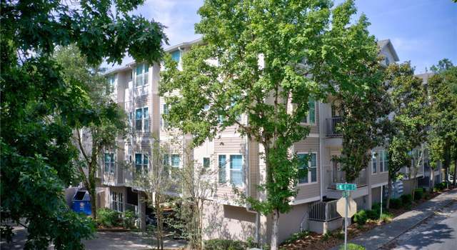 Photo of 835 SW 9th St #211, Gainesville, FL 32601