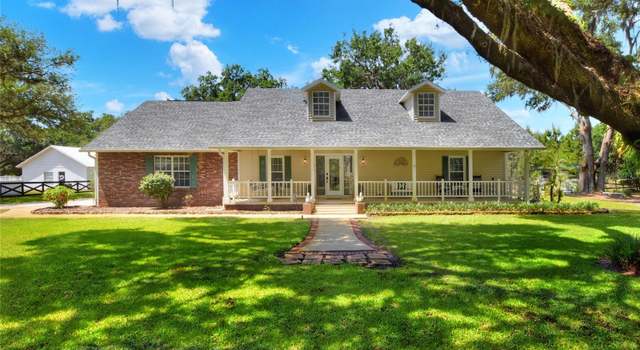 Photo of 930 Country Oaks Ln, Lakeland, FL 33810