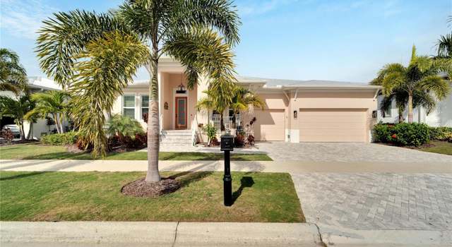 Photo of 705 Pinckney Dr, Apollo Beach, FL 33572