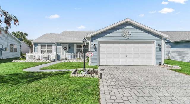Photo of 530 Valencia Pl, Lady Lake, FL 32159