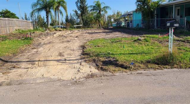 Photo of 6330 Tower Dr, Hudson, FL 34667