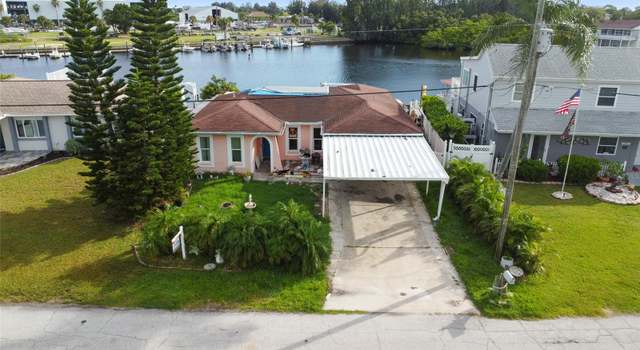 Photo of 6517 Harbor Dr, Hudson, FL 34667