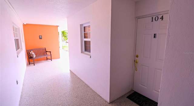 Photo of 1900 68th St N #104, St Petersburg, FL 33710