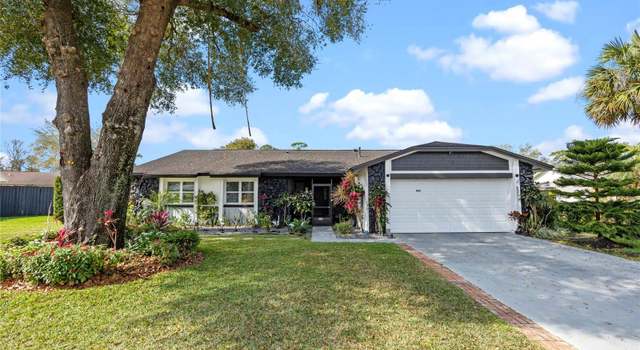 Photo of 892 Breakwater Dr, Altamonte Springs, FL 32714