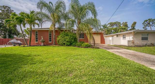 Photo of 51 Cypress Dr, Palm Harbor, FL 34684