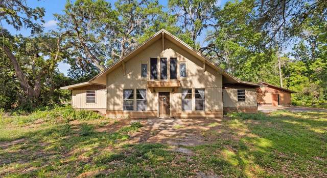Photo of 308 N Smokey Mountain Rd, Seffner, FL 33584