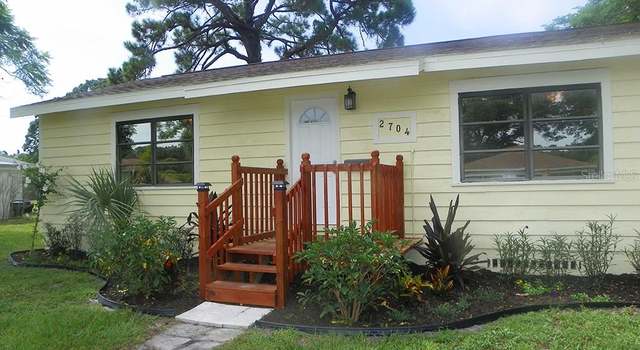 Photo of 2704 11th Ave W, Bradenton, FL 34205