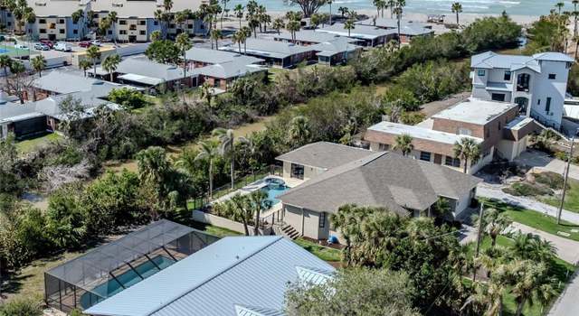 Photo of 388 Flamingo Dr, Venice, FL 34285
