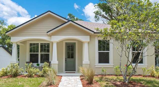 Photo of 1371 Lake Dr, Casselberry, FL 32707