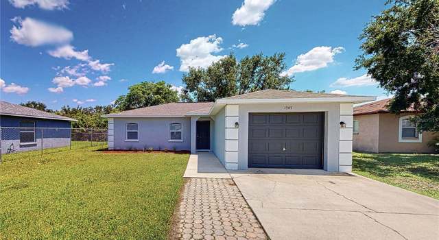 Photo of 1707 24th St E, Palmetto, FL 34221
