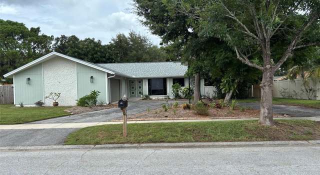 Photo of 705 Wild Oak Ln, Palm Harbor, FL 34683