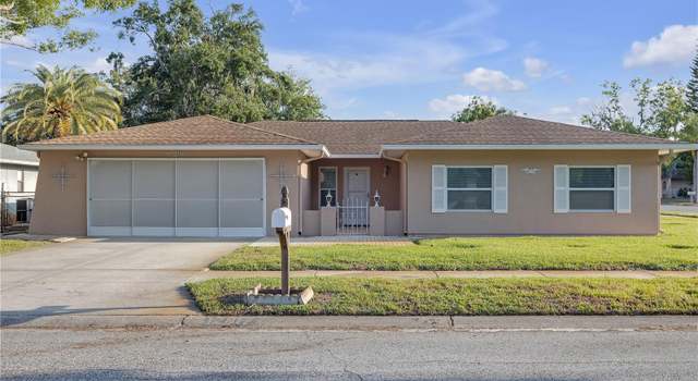 Photo of 12817 Lake Tree Ln, Hudson, FL 34669