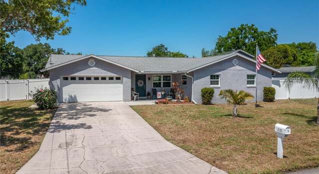 Photo of 210 Citrus Dr, Winter Haven, FL 33884