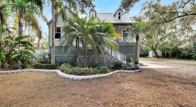 Photo of 1406 Butch Cassidy Trl, Wimauma, FL 33598